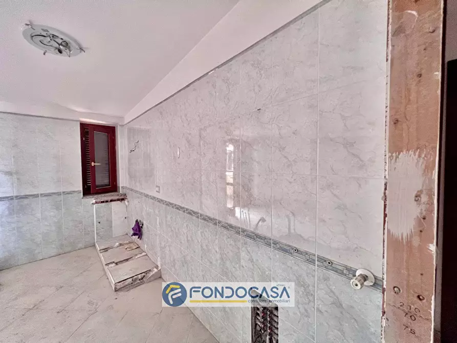 Immagine 30 di Appartamento in vendita  in via bugnano a Orta Di Atella