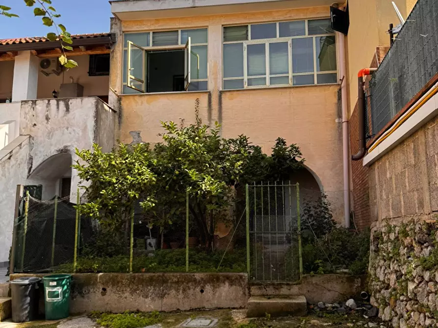 Immagine 5 di Casa semindipendente in vendita  in Via Roberto Mazzetti a Salerno