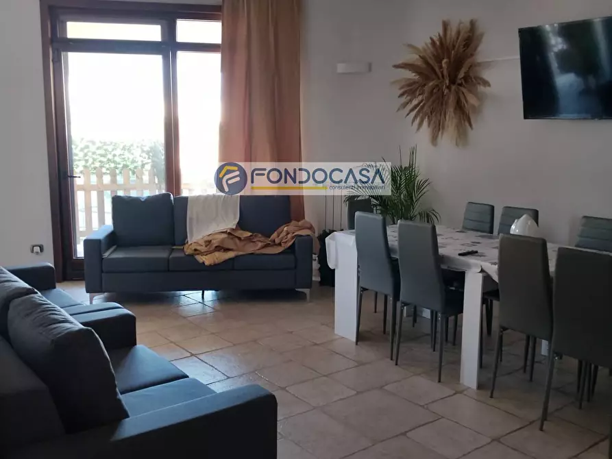 Immagine 4 di Villa in vendita  in Via della Libertà a Veglie