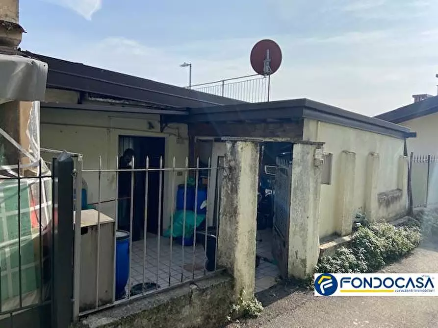 Immagine 4 di Appartamento in vendita  a Passirano