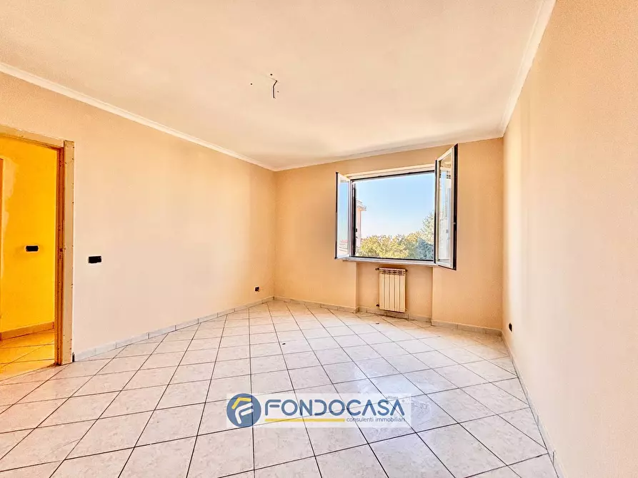 Immagine 15 di Appartamento in vendita  in via due agosto a Parete