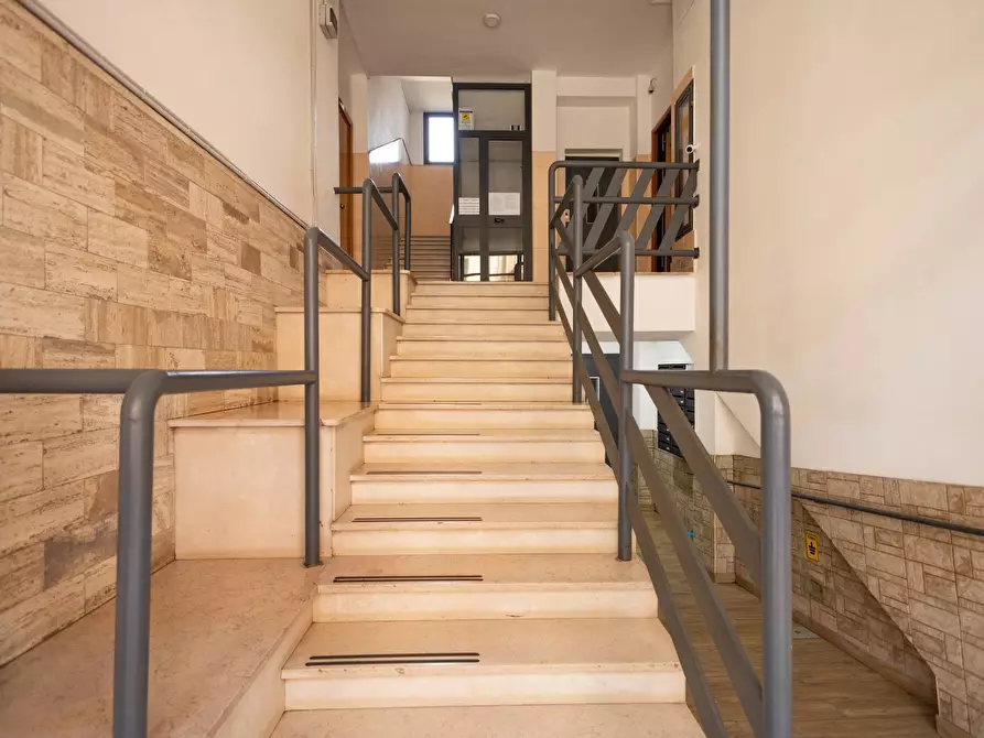 Immagine 30 di Appartamento in vendita  in VIA R.ORSINI a Taranto