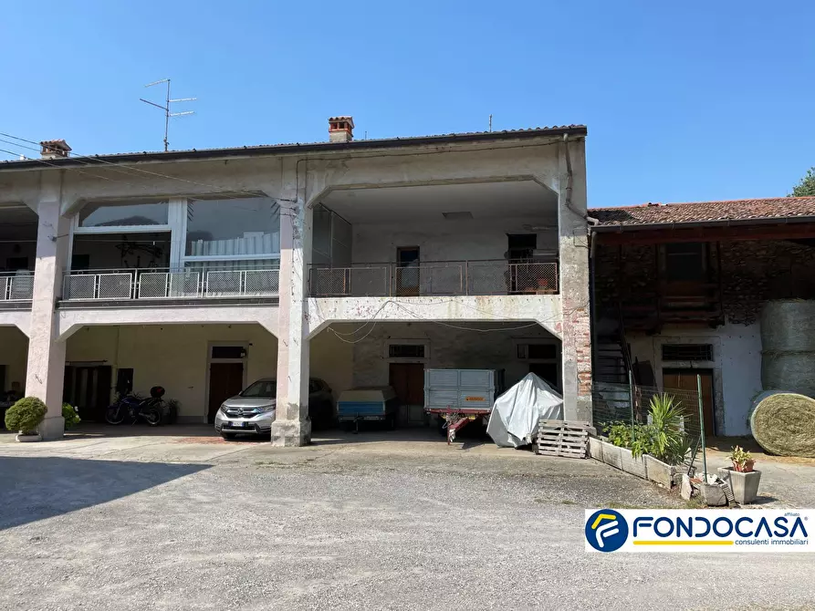 Immagine 1 di Rustico / casale in vendita  a Passirano