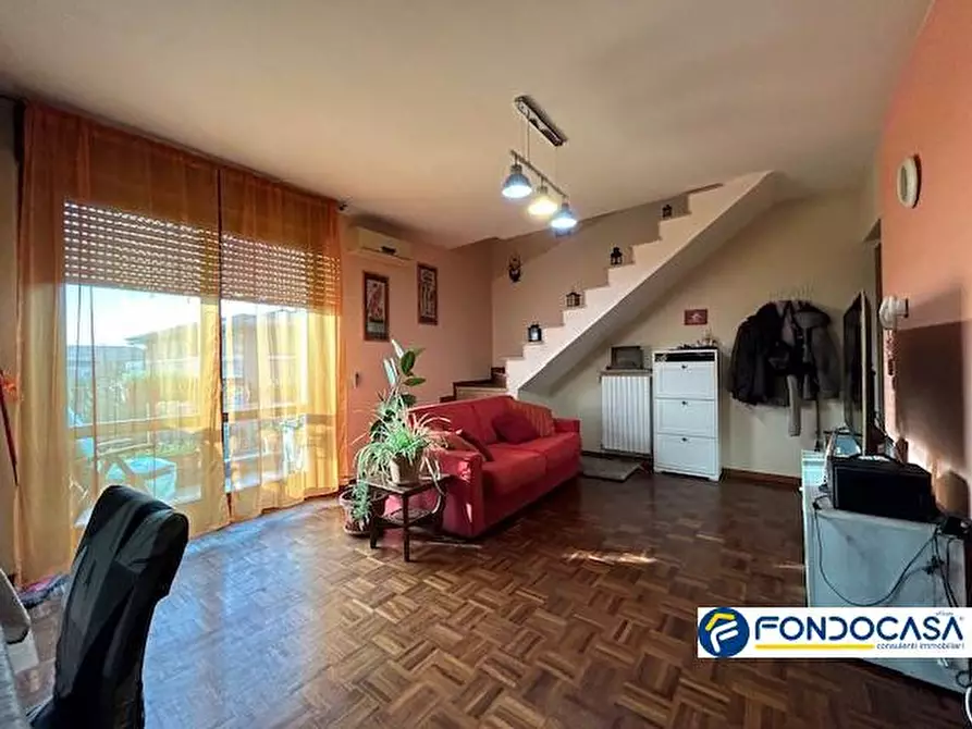 Immagine 2 di Appartamento in vendita  a Rovato