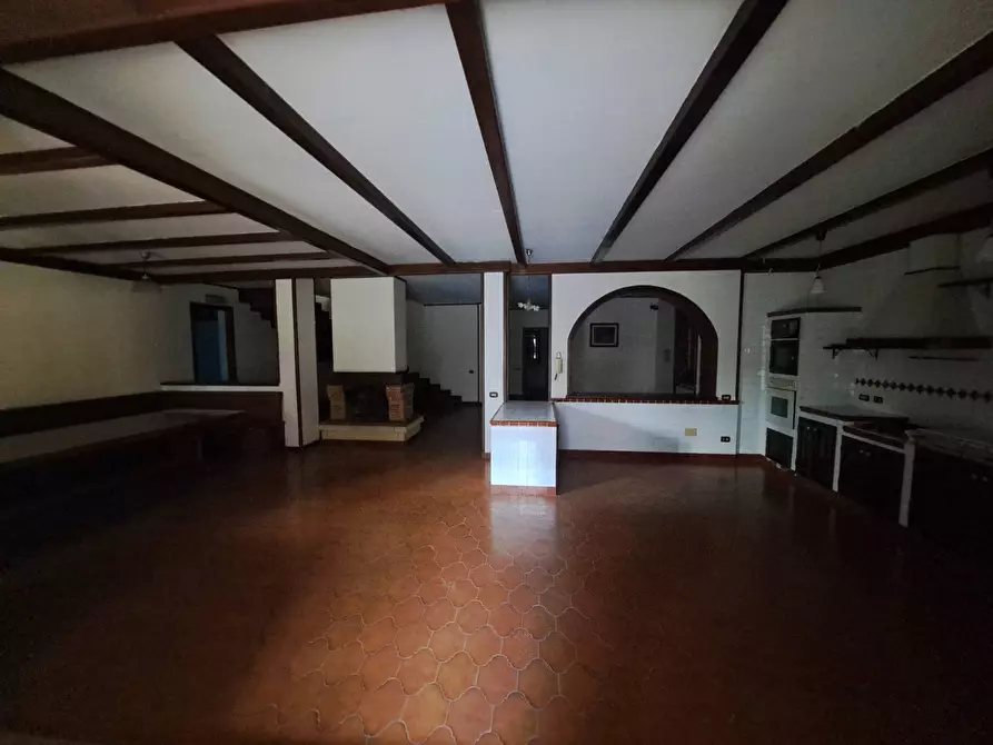 Immagine 28 di Villa in vendita  a Castello Di Cisterna