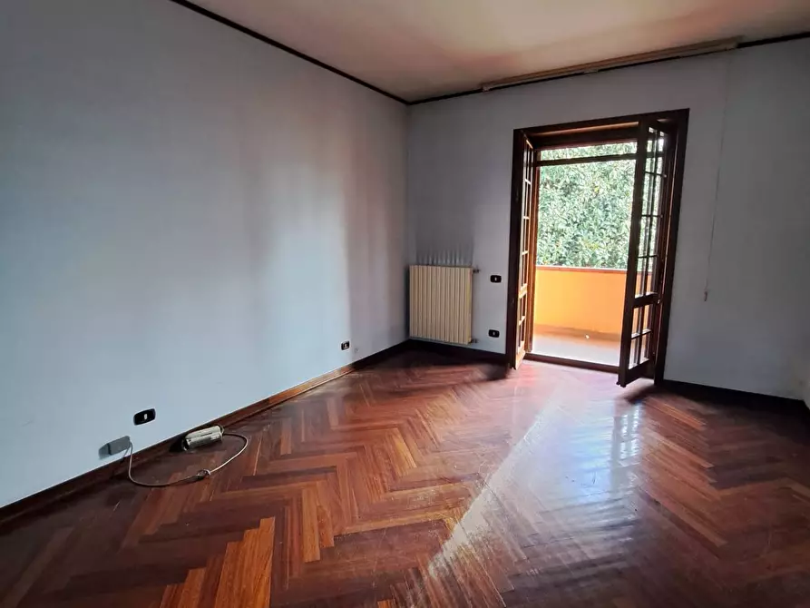 Immagine 21 di Villa in vendita  a Castello Di Cisterna