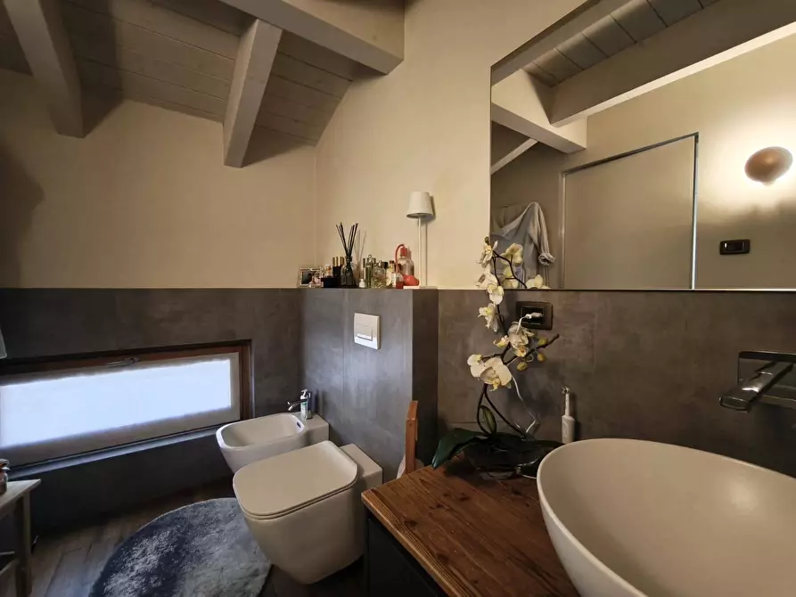 Immagine 27 di Villa in vendita  in via conciliazione a Castione Della Presolana