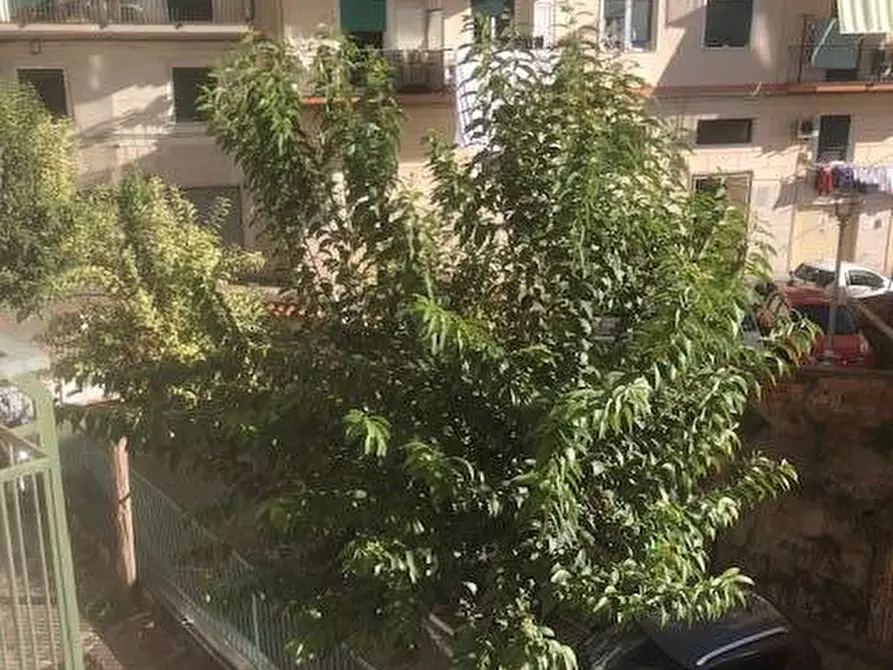 Immagine 12 di Appartamento in vendita  in via francesco di paola a Salerno