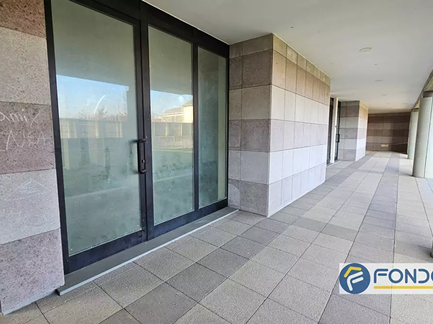 Immagine 5 di Ufficio in vendita  a Grumello Del Monte