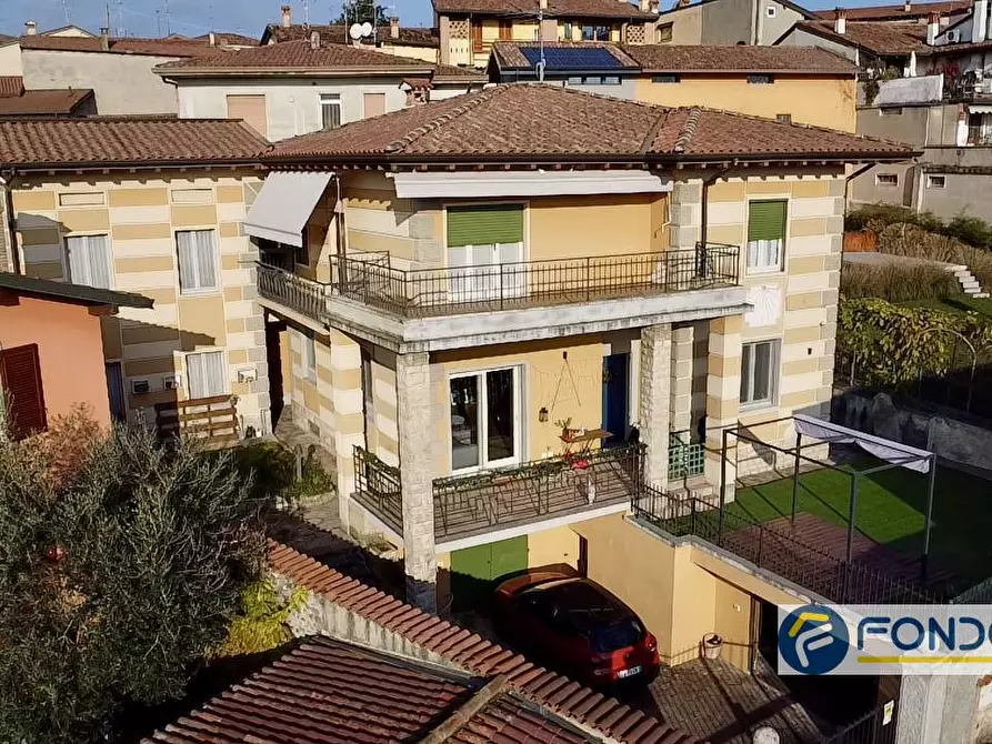 Immagine 1 di Appartamento in vendita  a Palazzolo Sull'oglio