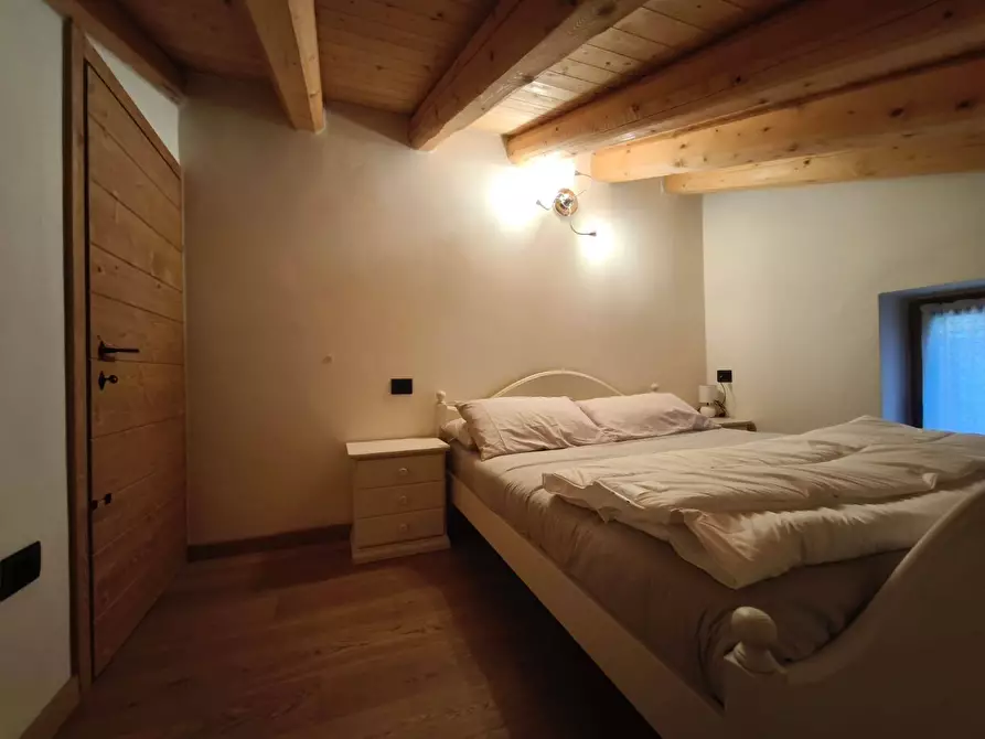 Immagine 20 di Casa bifamiliare in vendita  in Località Spinelli a Oltressenda Alta