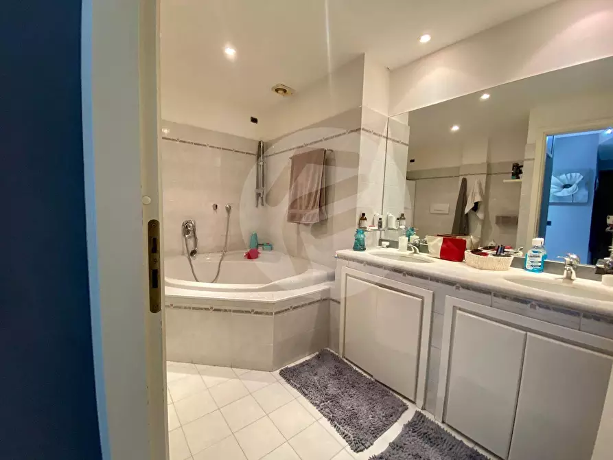 Immagine 14 di Appartamento in vendita  in via loreto alta a Alassio