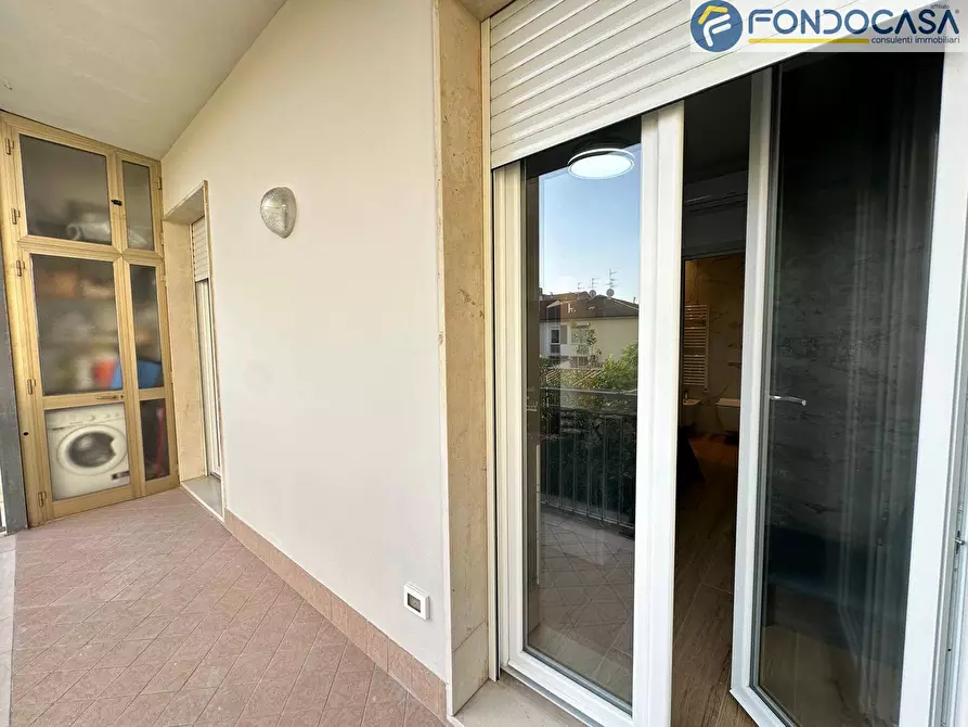 Immagine 22 di Appartamento in vendita  in Via Fratti a Viareggio