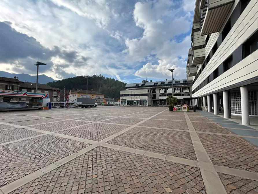 Immagine 3 di Ufficio in vendita  in Piazza Manzù a Clusone