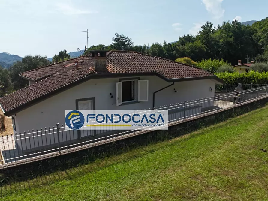 Immagine 7 di Villa in vendita  in Via Misciano a Camaiore