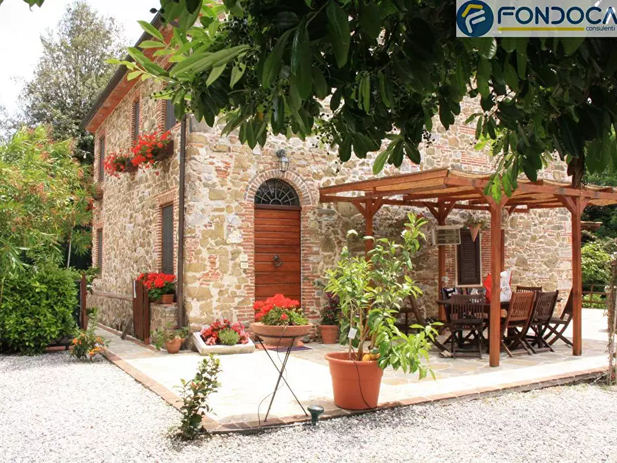Immagine 17 di Rustico / casale in vendita  in Pian del Rio a Camaiore