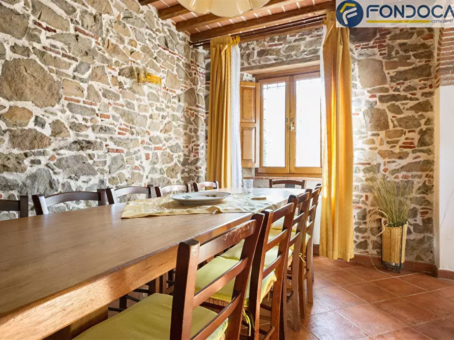 Immagine 23 di Rustico / casale in vendita  in Pian del Rio a Camaiore