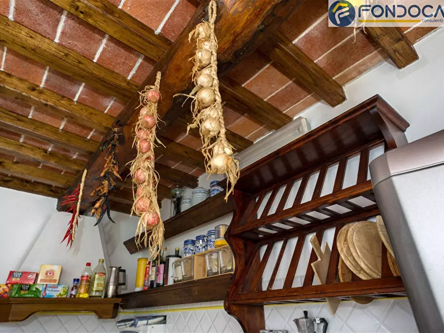 Immagine 28 di Rustico / casale in vendita  in Pian del Rio a Camaiore