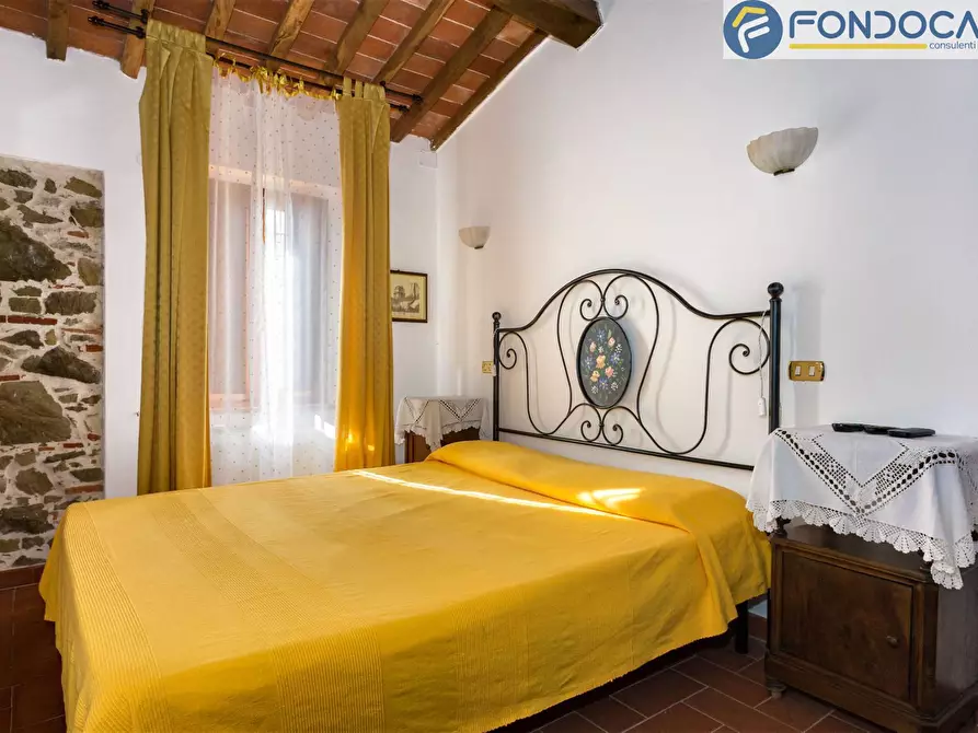 Immagine 29 di Rustico / casale in vendita  in Pian del Rio a Camaiore