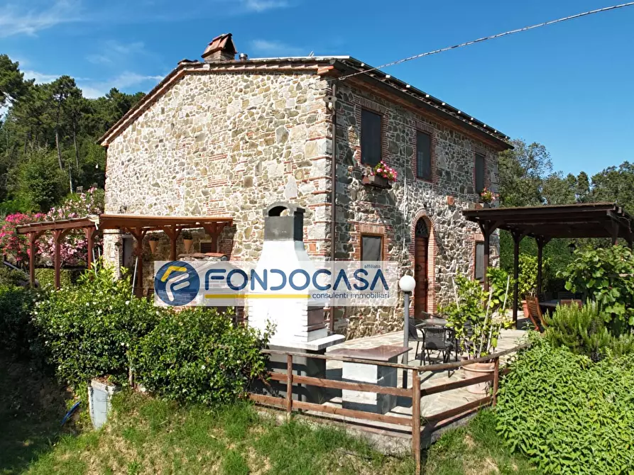 Immagine 9 di Rustico / casale in vendita  in Pian del Rio a Camaiore