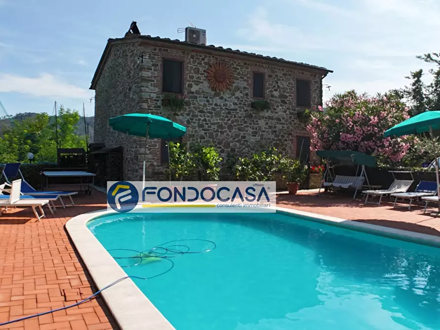 Immagine 4 di Rustico / casale in vendita  in Pian del Rio a Camaiore