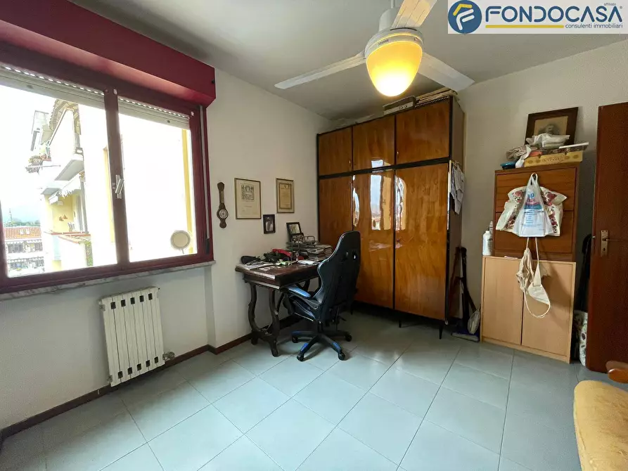 Immagine 28 di Appartamento in vendita  in Via del Forcone a Viareggio