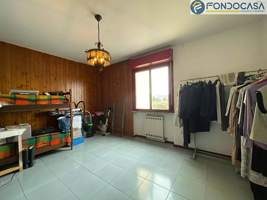 Immagine 22 di Appartamento in vendita  in Via del Forcone a Viareggio