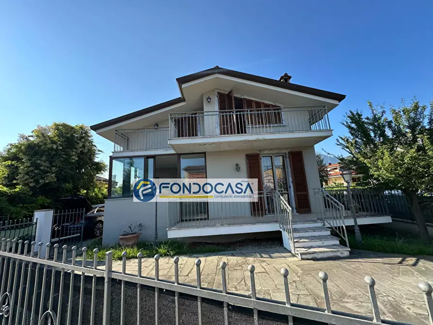 Immagine 8 di Villa in vendita  in via sarzanese nord a Massarosa