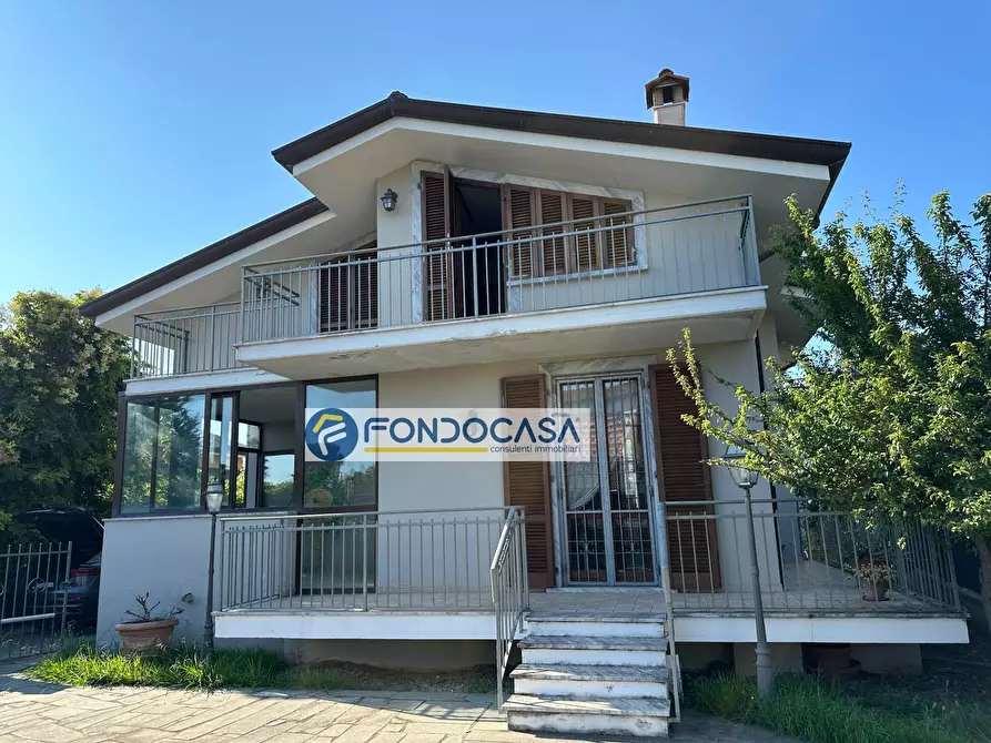 Immagine 5 di Villa in vendita  in via sarzanese nord a Massarosa