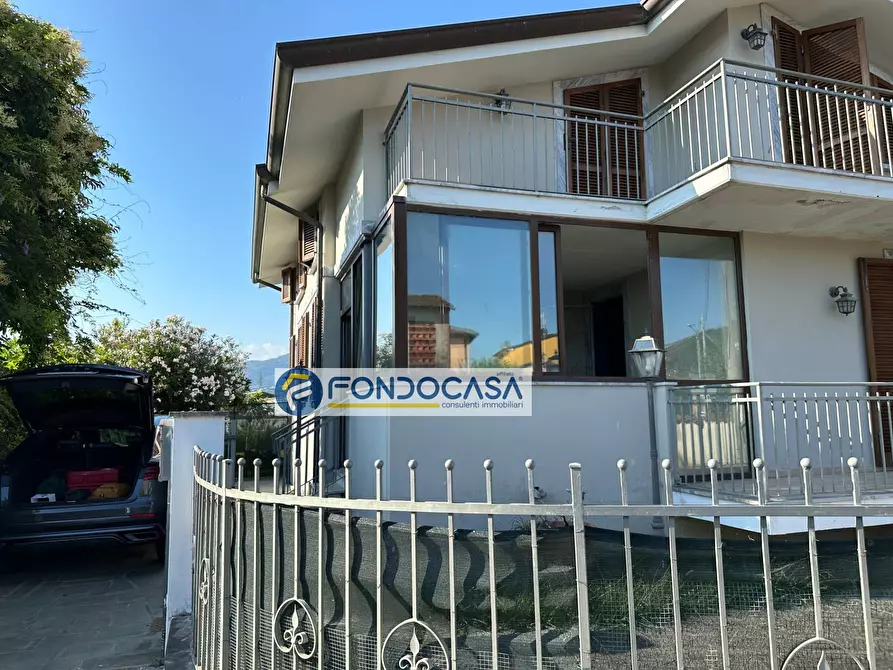 Immagine 10 di Villa in vendita  in via sarzanese nord a Massarosa