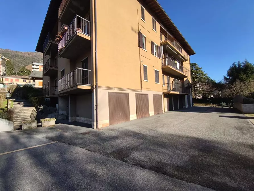 Immagine 1 di Appartamento in vendita  in Via San Defendente a Clusone