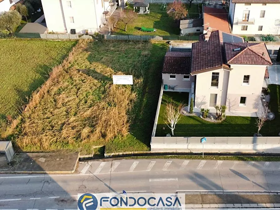 Immagine 1 di Terreno residenziale in vendita  a Cazzago San Martino