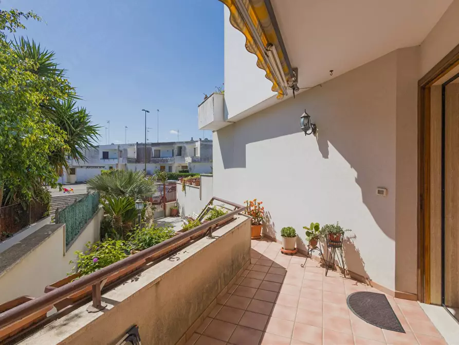 Immagine 24 di Villa in vendita  in VIA MARUGI a Lecce