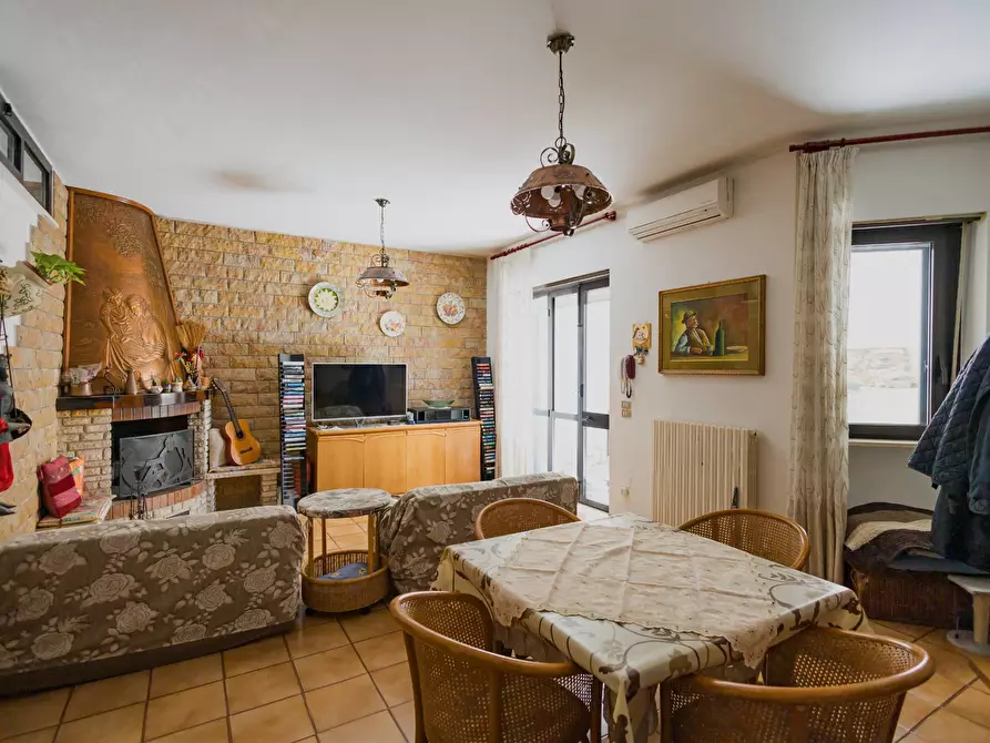 Immagine 20 di Villa in vendita  in VIA MARUGI a Lecce