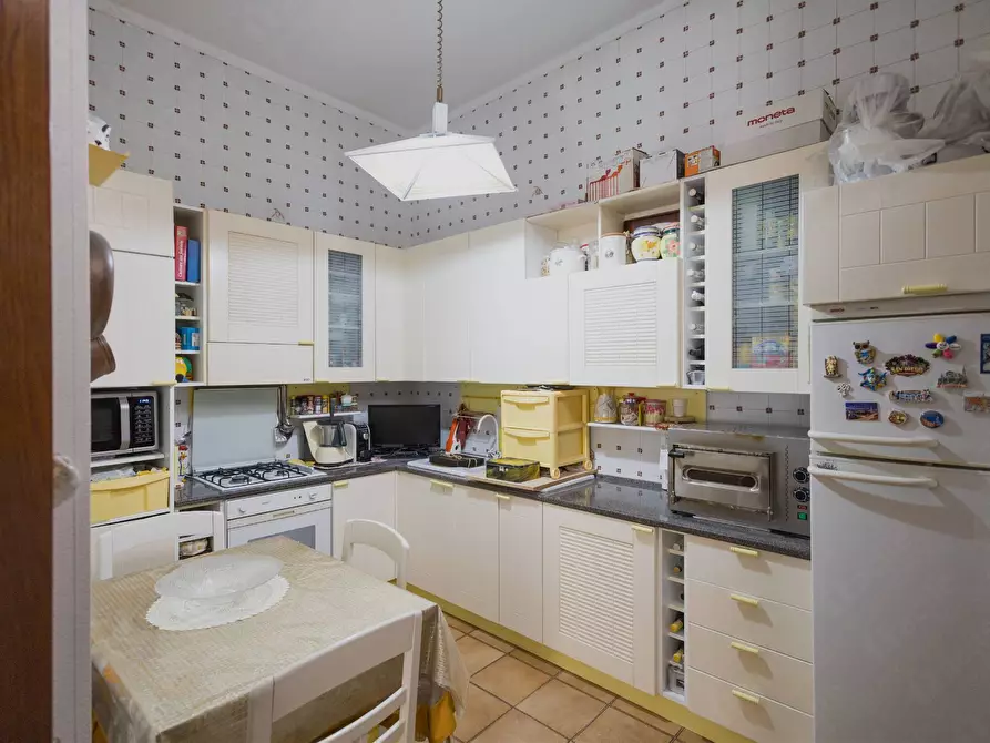 Immagine 21 di Villa in vendita  in VIA MARUGI a Lecce