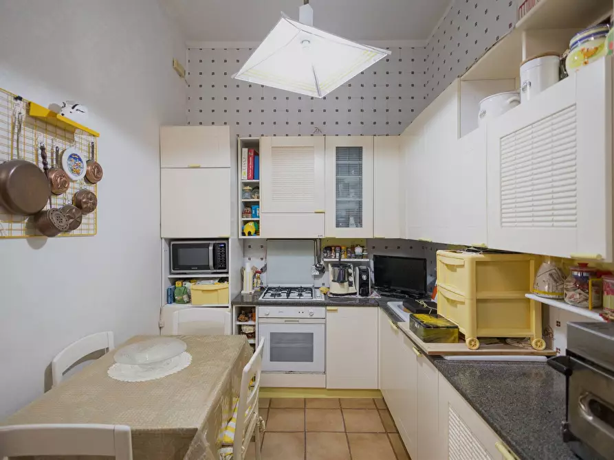 Immagine 22 di Villa in vendita  in VIA MARUGI a Lecce