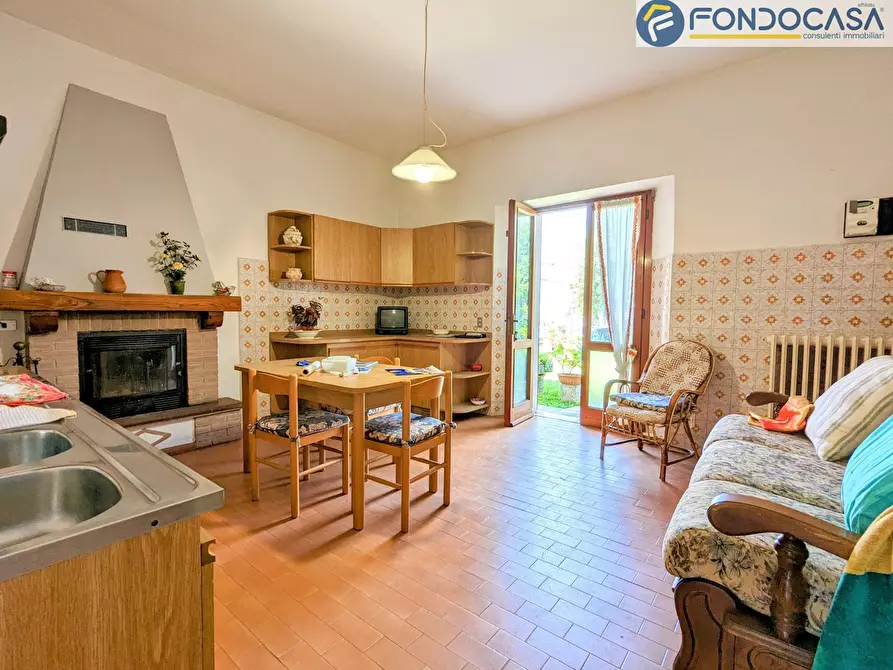 Immagine 6 di Casa bifamiliare in vendita  in Via Giandiana a Seravezza