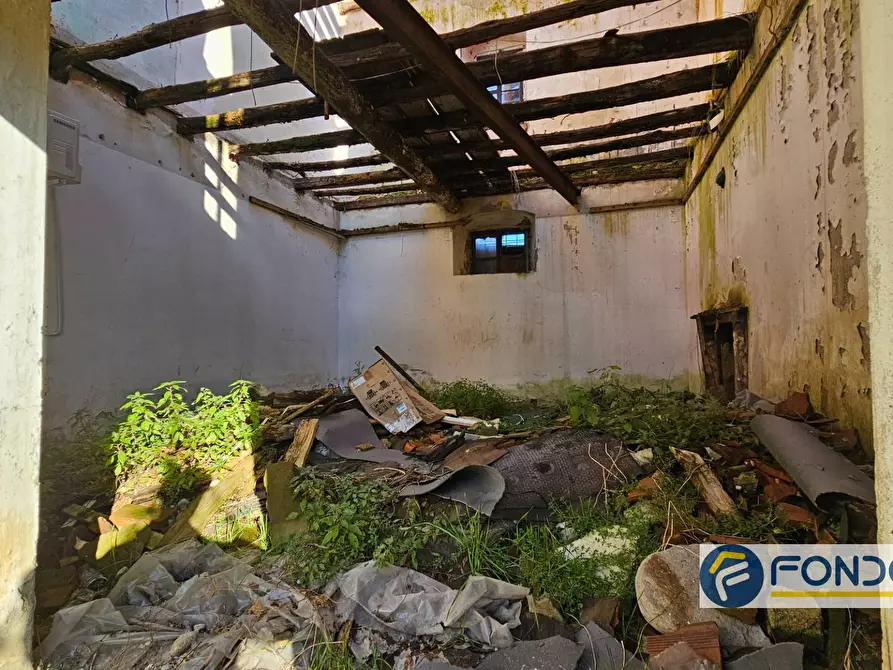 Immagine 9 di Rustico / casale in vendita  a Castelli Calepio