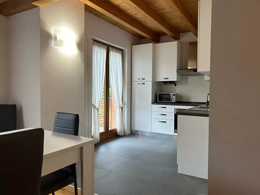 Immagine 6 di Appartamento in vendita  in Via Conciliazione a Castione Della Presolana