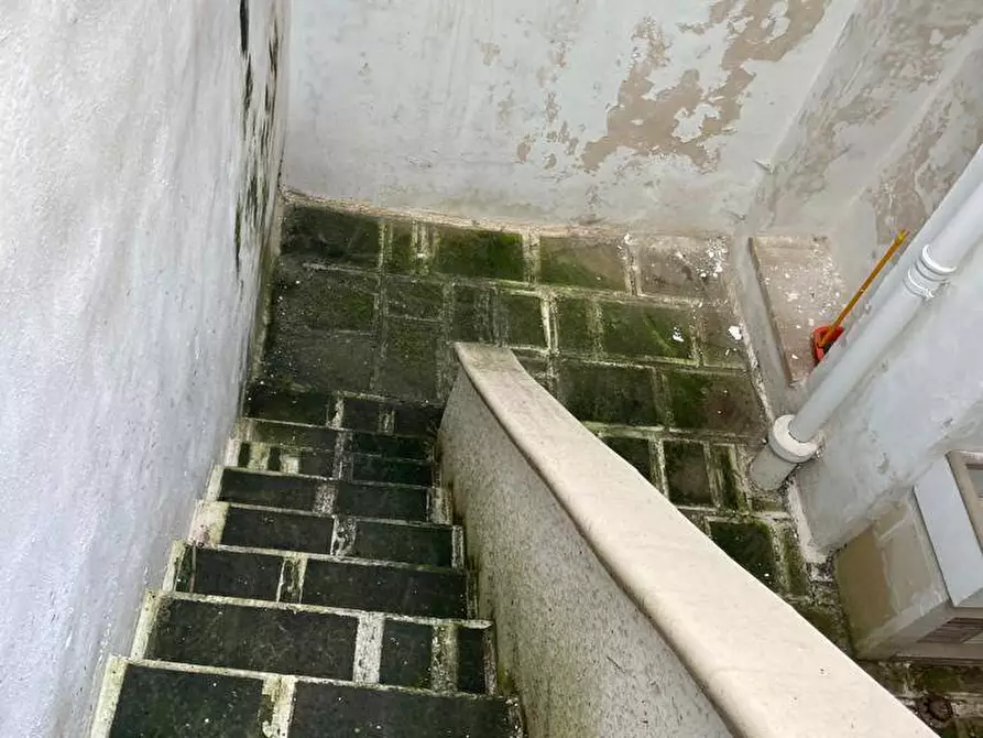 Immagine 14 di Casa indipendente in vendita  in via incrociata a Gallipoli