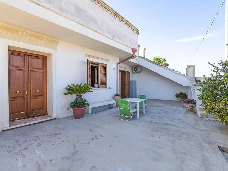 Immagine 23 di Villa in vendita  in via per oria a Manduria