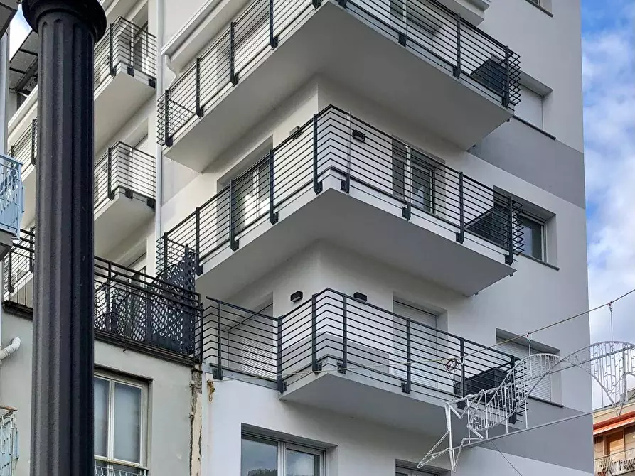 Immagine 2 di Appartamento in vendita  in Via Neghelli a Alassio