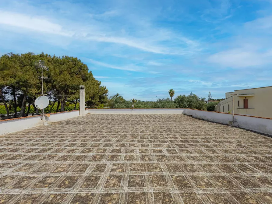 Immagine 23 di Villa in vendita  in via delle malvarose a Leporano