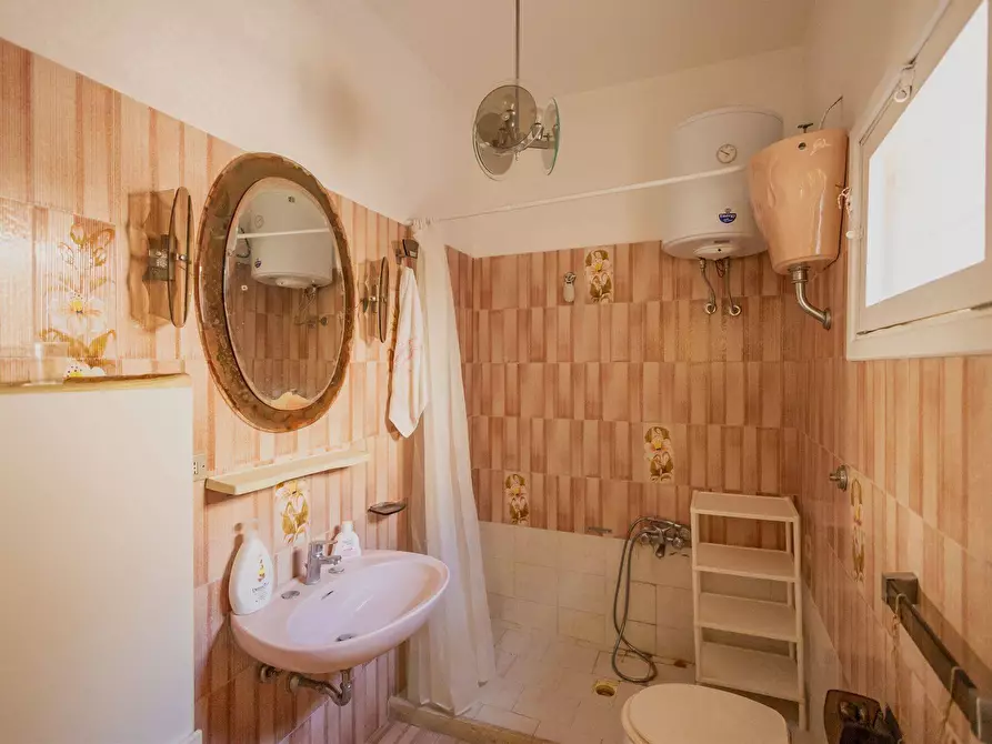 Immagine 6 di Villa in vendita  in via serragrande a San Donato Di Lecce