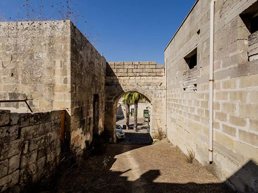 Immagine 10 di Villa in vendita  in via serragrande a San Donato Di Lecce