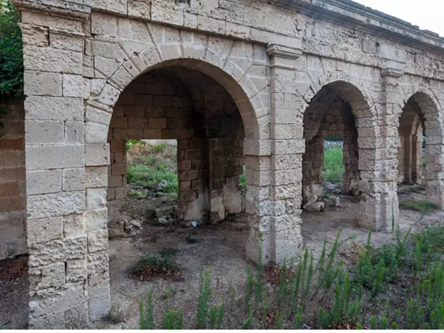 Immagine 5 di Villa in vendita  in via roma a Maruggio