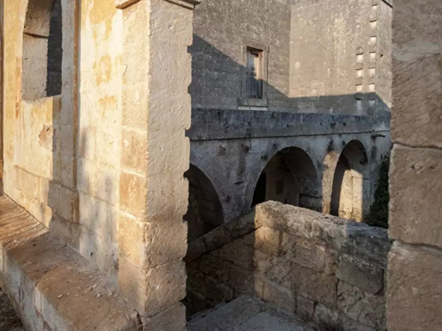 Immagine 30 di Villa in vendita  in via roma a Maruggio