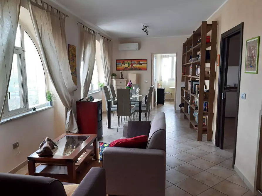 Immagine 5 di Casa semindipendente in vendita  in Via Sant'angelo Di Ogliara a Salerno