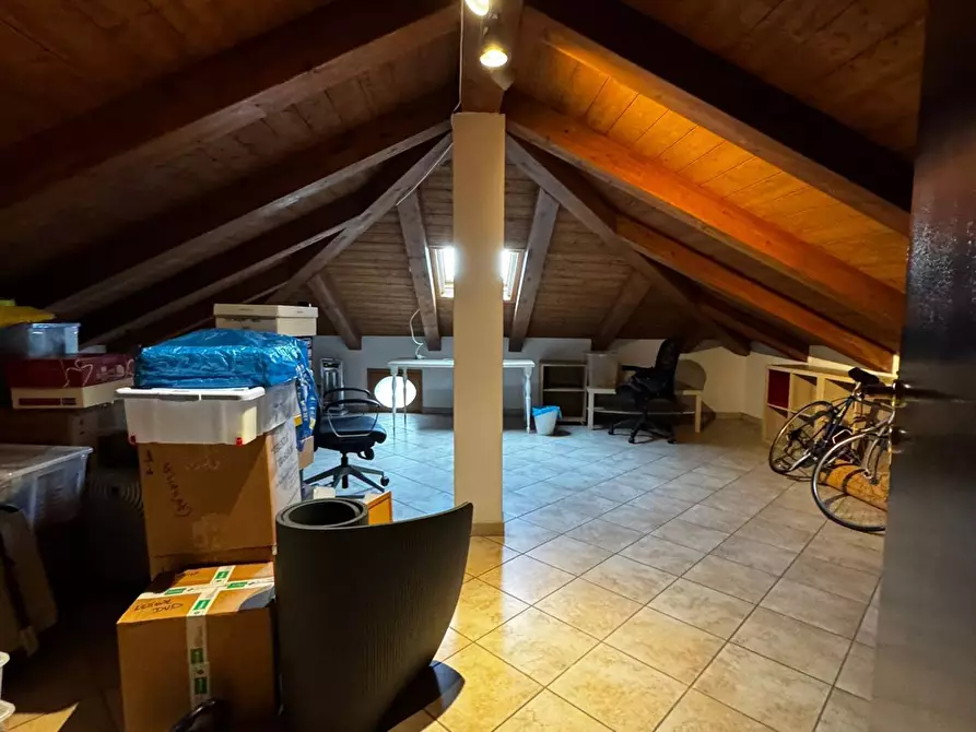 Immagine 9 di Casa semindipendente in vendita  in Via Sant'angelo Di Ogliara a Salerno