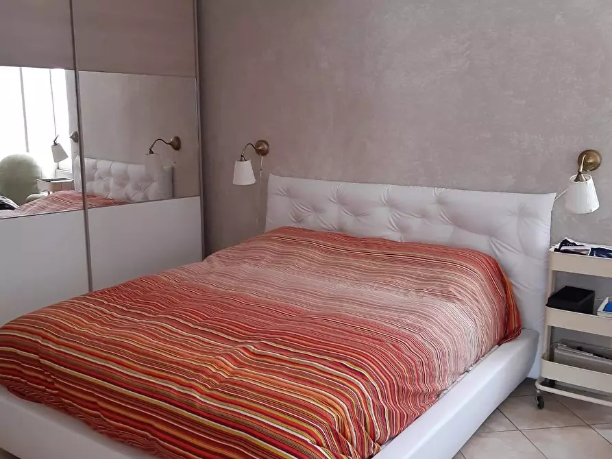 Immagine 10 di Casa semindipendente in vendita  in Via Sant'angelo Di Ogliara a Salerno